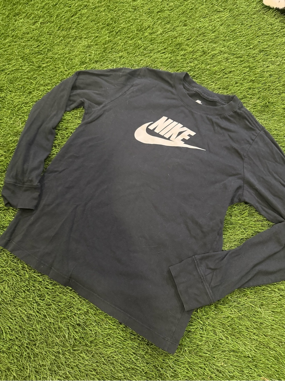 THe Nike Tee Long Sleeve Tshirt